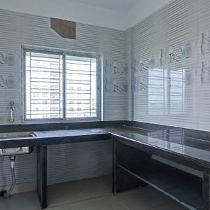 Hotel O Royal Residency